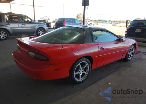 1999 Chevrolet Camaro Z28 z USA, uszkodzony, nr VIN 2G1FP22G6X2116137